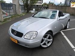 Grijs, metallic lak Gebruikt 1997 Mercedes SLK200 Elegance Cabriolet | € 5.550 (Eerlijke prijs)