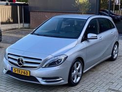 Grijs Gebruikt 2013 Mercedes B200 Prestige MPV | € 9.999 (Goede deal)