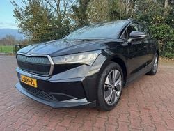 Zwart Gebruikt 2021 Skoda Enyaq iV SUV | € 25.600 (Goede deal)