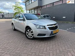 Grijs Gebruikt 2010 Chevrolet Cruze LS Sedan | € 2.550 (Goede deal)