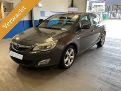 Grijs Gebruikt 2010 Opel Astra Edition Hatchback | € 2.995 (Eerlijke prijs)
