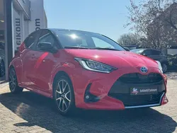 Rood Gebruikt 2021 Toyota Yaris Edition Hatchback | € 20.990 (Goede deal)