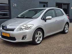 Grijs Gebruikt 2011 Toyota Auris Hybrid Hatchback | € 10.950 (Eerlijke prijs)