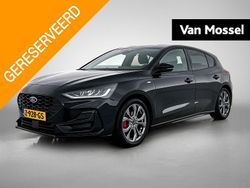 Zwart Gebruikt 2024 Ford Focus ST-Line X Hatchback | € 24.845 (Super prijs)