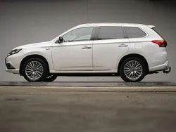 Wit Gebruikt 2020 Mitsubishi Outlander Intense+ SUV | € 18.945 (Goede deal)