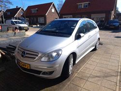 Zilver Gebruikt 2006 Mercedes B170 MPV | € 2.850 (Eerlijke prijs)