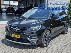 Zwart Gebruikt 2020 Opel Grandland X Innovation SUV | € 22.950 (Goede deal)