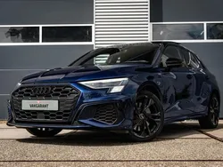 Blauw Gebruikt 2022 Audi A3 Sportback Competition Hatchback | € 35.999 (Duur)