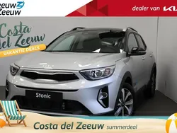, metallic lak Gebruikt 2022 Kia Stonic SUV | € 27.840