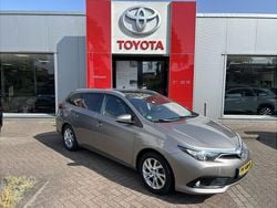 Bruin Gebruikt 2016 Toyota Auris Touring Sports Business Edition Stationwagen | € 14.999 (Eerlijke prijs)