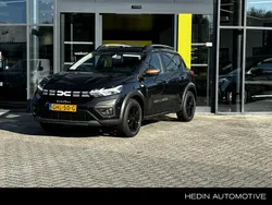 Zwart Gebruikt 2024 Dacia Sandero Extreme Hatchback | € 21.950 (Iets duurder)