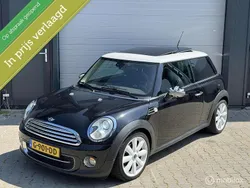 Zwart Gebruikt 2011 Mini Cooper D Hatchback | € 5.295