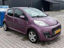 Paars Gebruikt 2012 Peugeot 107 Active Hatchback | € 1.999 (Eerlijke prijs)