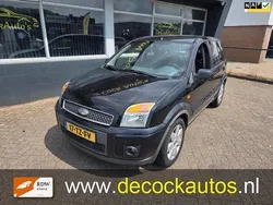 Zwart Gebruikt 2007 Ford Fusion Futura MPV | € 1.340 (Eerlijke prijs)