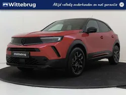Rood, metallic lak Gebruikt 2024 Opel Mokka SUV | € 24.425 (Eerlijke prijs)