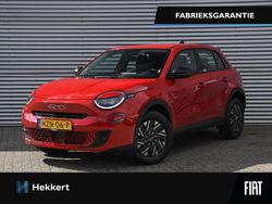 Rood Nieuw 2025 Fiat 600 Urban SUV | € 27.495 (Super prijs)