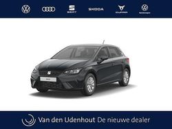 Blauw Nieuw 2025 Seat Ibiza Style Plus Hatchback | € 22.725