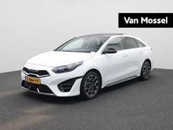 Wit Gebruikt 2023 Kia ProCeed Hatchback | € 24.900 (Super prijs)