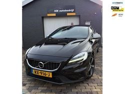 Zwart Gebruikt 2018 Volvo V40 R-Design Hatchback | € 12.750 (Goede deal)