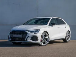 Wit Gebruikt 2023 Audi A3 Sportback S-Line Hatchback | € 39.950 (Duur)