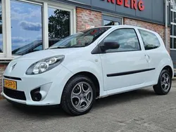 Wit Gebruikt 2011 Renault Twingo Authentique Hatchback | € 2.950 (Eerlijke prijs)