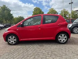 Rood Gebruikt 2008 Toyota Aygo Hatchback | € 1.849 (Goede deal)