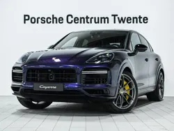 Paars, metallic lak Gebruikt 2023 Porsche Cayenne Turbo S SUV | € 164.900 (Super prijs)
