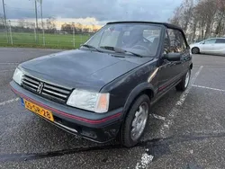 Zwart Gebruikt 1986 Peugeot 205 S Cabriolet | € 6.250