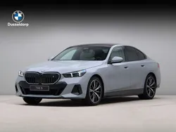 Grijs Nieuw 2025 BMW i5 Comfort Edition Sedan | € 86.055 (Goede deal)