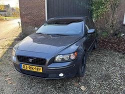 Grijs Gebruikt 2005 Volvo S40 Momentum Sedan | € 2.000 (Eerlijke prijs)