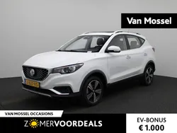 Wit Gebruikt 2020 MG ZS Luxury Sedan | € 14.900 (Eerlijke prijs)