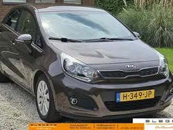 Bruin Gebruikt 2012 Kia Rio Plus Hatchback | € 8.600 (Iets duurder)