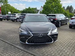 Zwart Nieuw 2025 Lexus ES300H Business Edition Sedan | € 54.900 (Eerlijke prijs)