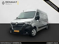 Grijs metallic Gebruikt 2023 Renault Master Van | € 26.450 (Eerlijke prijs)
