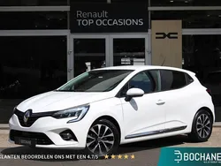 Wit Gebruikt 2021 Renault Clio V Zen Hatchback | € 17.745 (Goede deal)