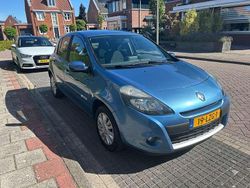 Blauw Gebruikt 2010 Renault Clio II Collection Hatchback | € 2.950 (Eerlijke prijs)