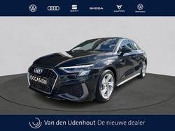 Zwart Gebruikt 2023 Audi A3 S-Line Sedan | € 32.840 (Eerlijke prijs)