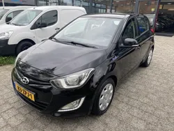 Zwart Gebruikt 2013 Hyundai i20 Hatchback | € 4.950 (Eerlijke prijs)