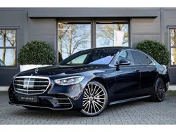 Blauw Gebruikt 2023 Mercedes S580 AMG line Sedan | € 109.950 (Eerlijke prijs)