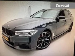 Zwart Gebruikt 2020 BMW 530 M Sport Stationwagen | € 30.900 (Goede deal)