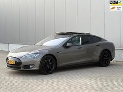 Grijs Gebruikt 2015 Tesla Model S Hatchback | € 14.900 (Super prijs)