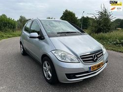 Grijs Gebruikt 2009 Mercedes A150 Classic MPV | € 1.995 (Goede deal)