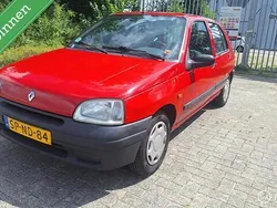 Rood Gebruikt 1998 Renault Clio II Hatchback | € 999 (Goede deal)