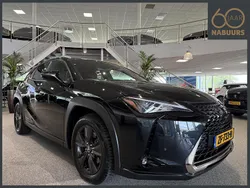 Zwart Gebruikt 2019 Lexus UX Luxury Line SUV | € 28.750 (Iets duurder)