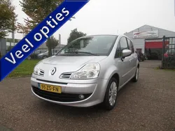Grijs Gebruikt 2008 Renault Grand Modus Dynamique MPV | € 2.950 (Eerlijke prijs)