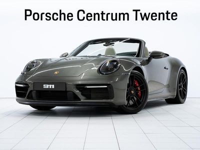 Groen Occasion 2023 Porsche 911 Carrera Cabriolet Cabriolet | € 187.900 (Duur)