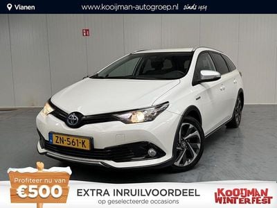Wit Occasion 2019 Toyota Auris Hybrid Stationwagen | € 12.950 (Goede deal)