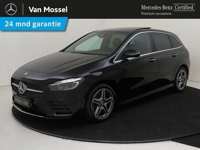 Zwart Gebruikt 2024 Mercedes B250e AMG line MPV | € 39.945 (Super prijs)