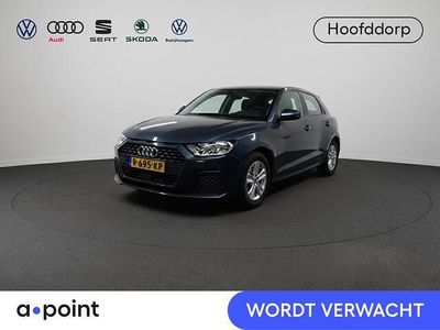 Grijs (metallic) Gebruikt 2022 Audi A1 Sportback Proline Hatchback | € 20.749 (Eerlijke prijs)