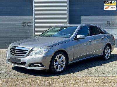 Mercedes E200